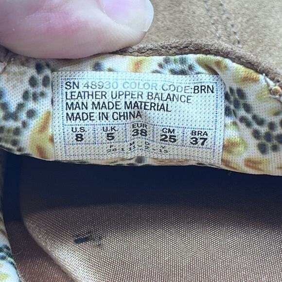 Skechers Relaxed Fit Pedestrian Tan Suede Loafers Women's US 8 Memory Foam Shoes - Picture 9 of 10